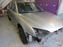 Ford Mondeo 1.8 sed. -01