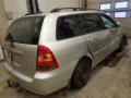 Kuva 3: Toyota Corolla (E120) 1.6i Terra STW -07 ZZE121L-DWMDKW 2007