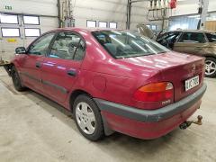 Toyota Avensis 1.6 Terra 4D sedan -98 AT220L-AEMNKW