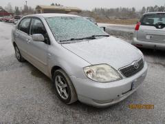 Toyota Corolla 1.6 VVT-i sedan -02