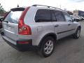 Kuva 3: Volvo XC90 2.5T AWD -03 2003