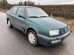 Volkswagen Vento 1.8 -97