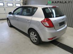 Kia Ceed 1.6i 16V 5/HB