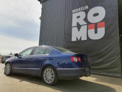 Volkswagen Passat Sedan 4Motion /  AXZ