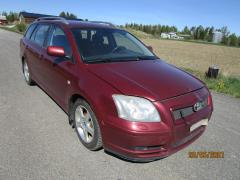 Toyota Avensis 2.2 farm. D-4D -06