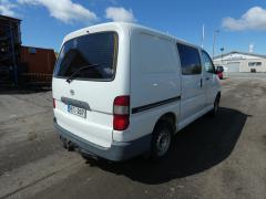 Toyota Hiace 2002 2.5 2KD-FTV Takaveto/Lyhyt