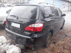 Toyota Avensis Verso Facelift 5D MPV 2.0i MT5 7-H.