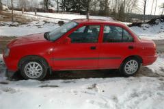 Daihatsu Charade 1,5i -99 sedan