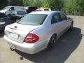 Kuva 3: Mercedes-Benz E 200 (w211) 2002