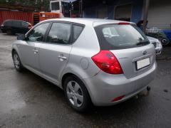 Kia Cee'd I Pre-Facelift 5D HB 1.6CRDi MT5