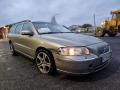 Kuva 3: VOLVO V70 II  2.4b 140hv 2007