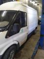 Kuva 3: Ford Transit 2,4TD 330 puolipitk puolikorkea -00 2002