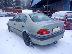 Toyota Avensis T22 Pre-Facelift 4D Sedan 1.6i MT5 Terra