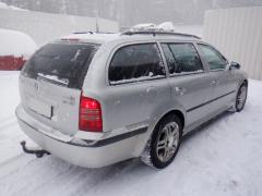 Skoda Octavia 1U5 5D Combi 1.8T MT5 Ambiente