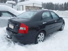 Kia Cerato Pre-Facelift 4D Sedan 2.0i EX MT5