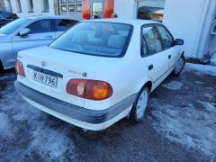 Toyota Corolla 1.3 Terra sedan -98 EE111L-AEMDKW