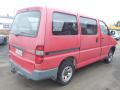 Kuva 3: Toyota Hiace  IV Umpikori 2.4 TD 4WD 2001 90hv 2001