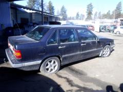 Volvo 850 Pre-Facelift 4D Sedan 2.5 GL A/T