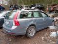 Kuva 3: Volvo V50 Momentum 2011