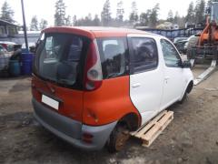 Toyota Yaris Verso 5D MPV 1.3VVT-i A/T Luna