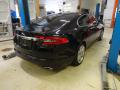 Kuva 3: Jaguar XF 3.0D -10 2010