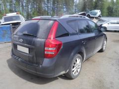 Kia Ceed I Pre-Facelift 5D SW 2.0CRDi MT6
