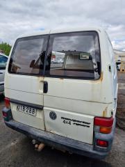 VW TRANSPORTER IV Umpikori 2.4 D Syncro 78hv 