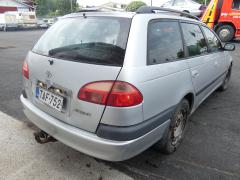 Toyota Avensis Station Wagon (_T22_) 2.0 D-4D 2002 110hv