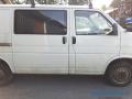 Kuva 3: Volkswagen Transporter 2,5TDI lyhyt -02 2002