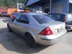 Ford Mondeo III Pre-Facelift 4D Sedan 1.8i MT5