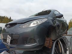 Mazda 2 1,3 harmaa