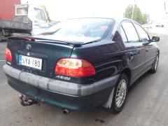 Toyota Avensis (_T22_) sedan 1.6 VVT-i 2001 110hv