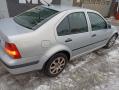 Kuva 3: Volkswagen Bora 1.6  AKL 2000