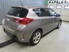 Toyota Auris 1.4 D-4D 5/HB