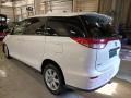 Kuva 3: Toyota Previa 2.4 GL -10 ACR50L-GFPGKV 2013