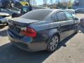 Kuva 3: BMW 3-sarja E90 2006