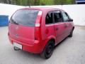 Kuva 3: Opel Meriva A 5D MPV 1.6i MT5 2003