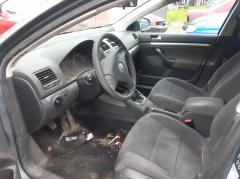 Volkswagen Golf V