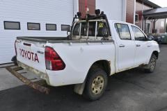 Toyota Hilux 2400CC DIESEL TURBO