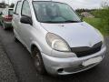 Kuva 3: Toyota Yaris Verso 1.3 -02 2002