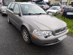 Volvo V40 1.8 farm. -04