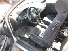Volkswagen Golf IV