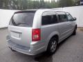 Kuva 3: Chrysler Town & Country 5D MPV 3.8i Autostick 7-H. 2008