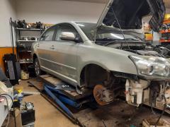 Toyota Avensis 07-08