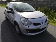 Renault Clio 1.2 16V HB -06