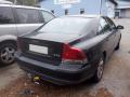 Kuva 3: Volvo S60 4D Sedan 2.4T A/T 2001