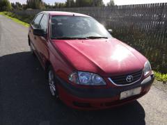 Toyota Avensis 1.8 VVTi LB -01