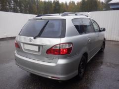 Toyota Avensis Verso Facelift 5D MPV 2.0VVT-i MT5 7-H.