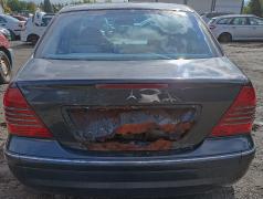 Mercedes-Benz C 240