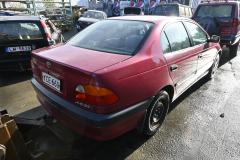 Toyota 4D AVENSIS (T22) 1.6 Bensa 1998 110hv